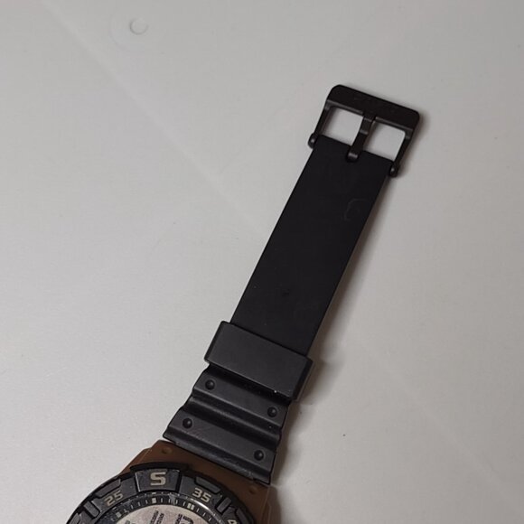 Casio Desert Camo Watch - Picture 9 of 15